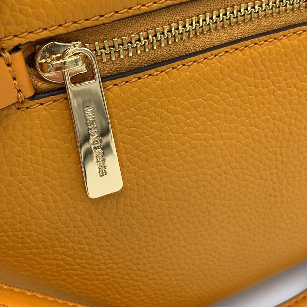 MICHAEL KORS JET SET ITEM MEDIUM FRONT ZIP POCKET CHAIN TOTE BAG HONEYCOMB COLOR - Picture 13 of 16